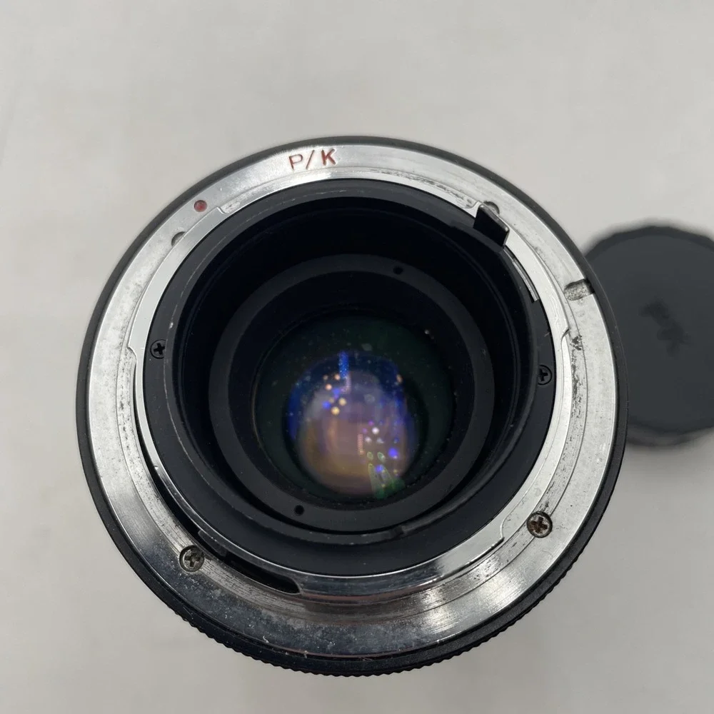 Vivitar Macro Focusing Zoom Lens. 28-85mm F: 3.5-4.5 No: 77300106